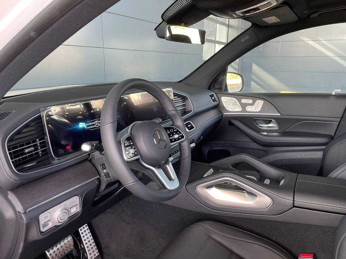 Check price and buy New Mercedes-Benz GLS 400 d (X167) For Sale