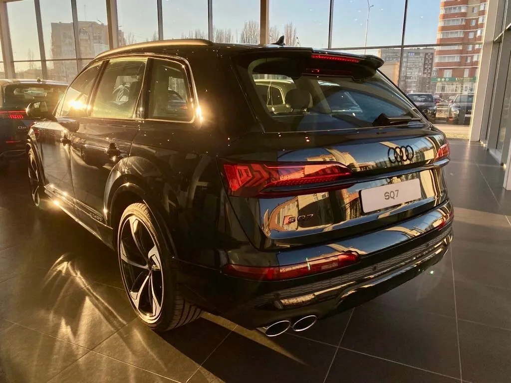 Buy New Audi SQ7 (4M)
