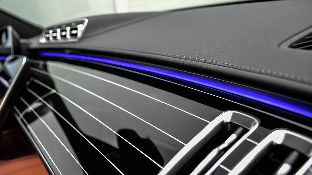 Check price and buy New Mercedes-Benz S-Class 350 d Long 4MATIC (W223) For Sale