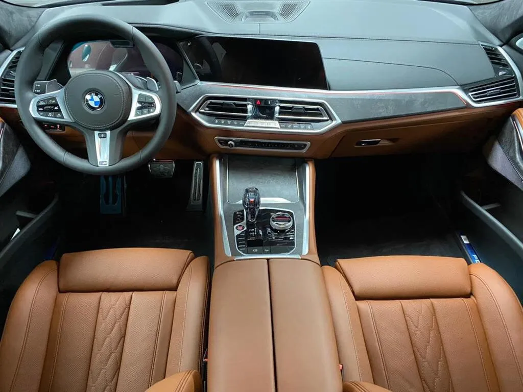 Buy New BMW X6 M50d (G06)