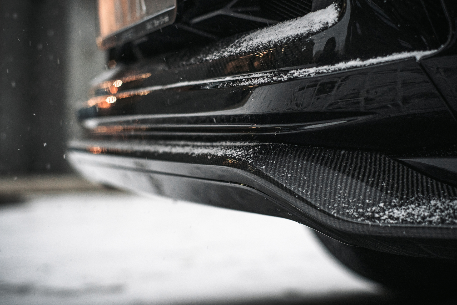 Carbon lining of the front bumper for Lexus LX 570/450d