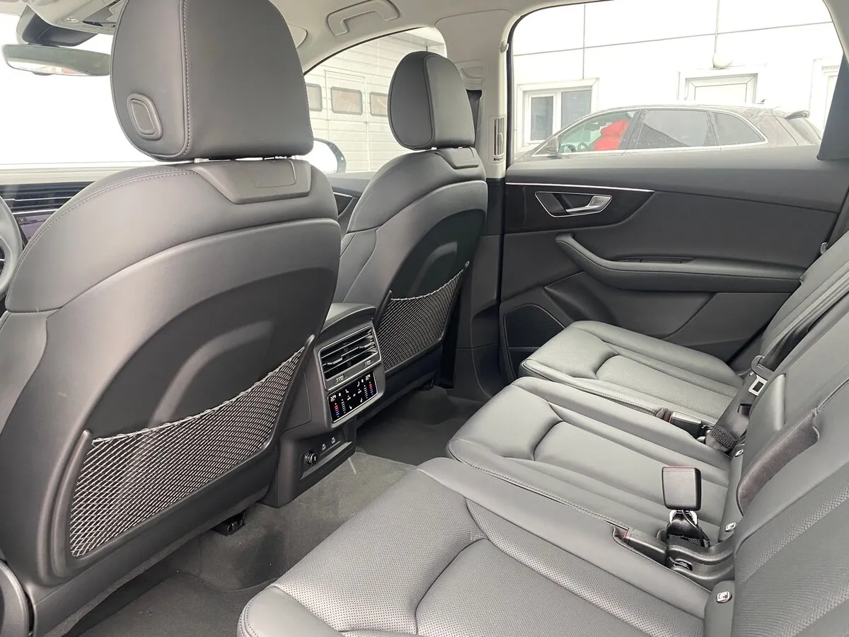 Check price and buy New Audi Q7 45 TDI (4M) Restyling For Sale