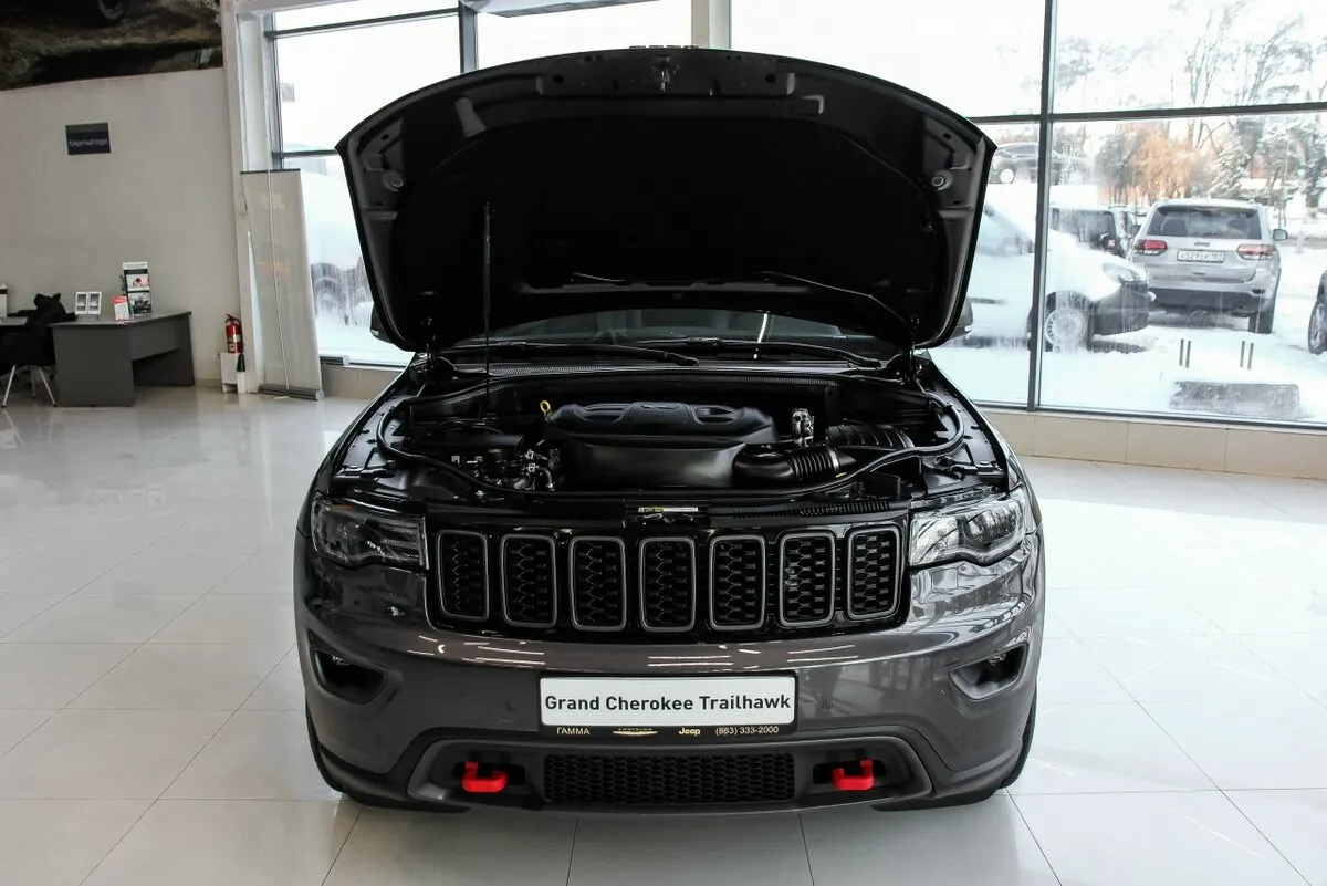 Check price and buy New Jeep Grand Cherokee (WK2) Restyling For Sale