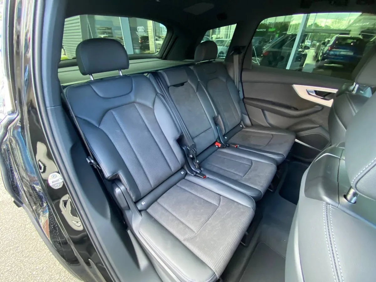 Check price and buy New Audi Q7 45 TDI (4M) Restyling For Sale