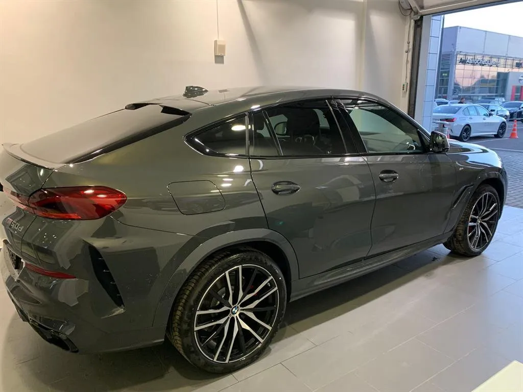 Buy New BMW X6 M50d (G06)