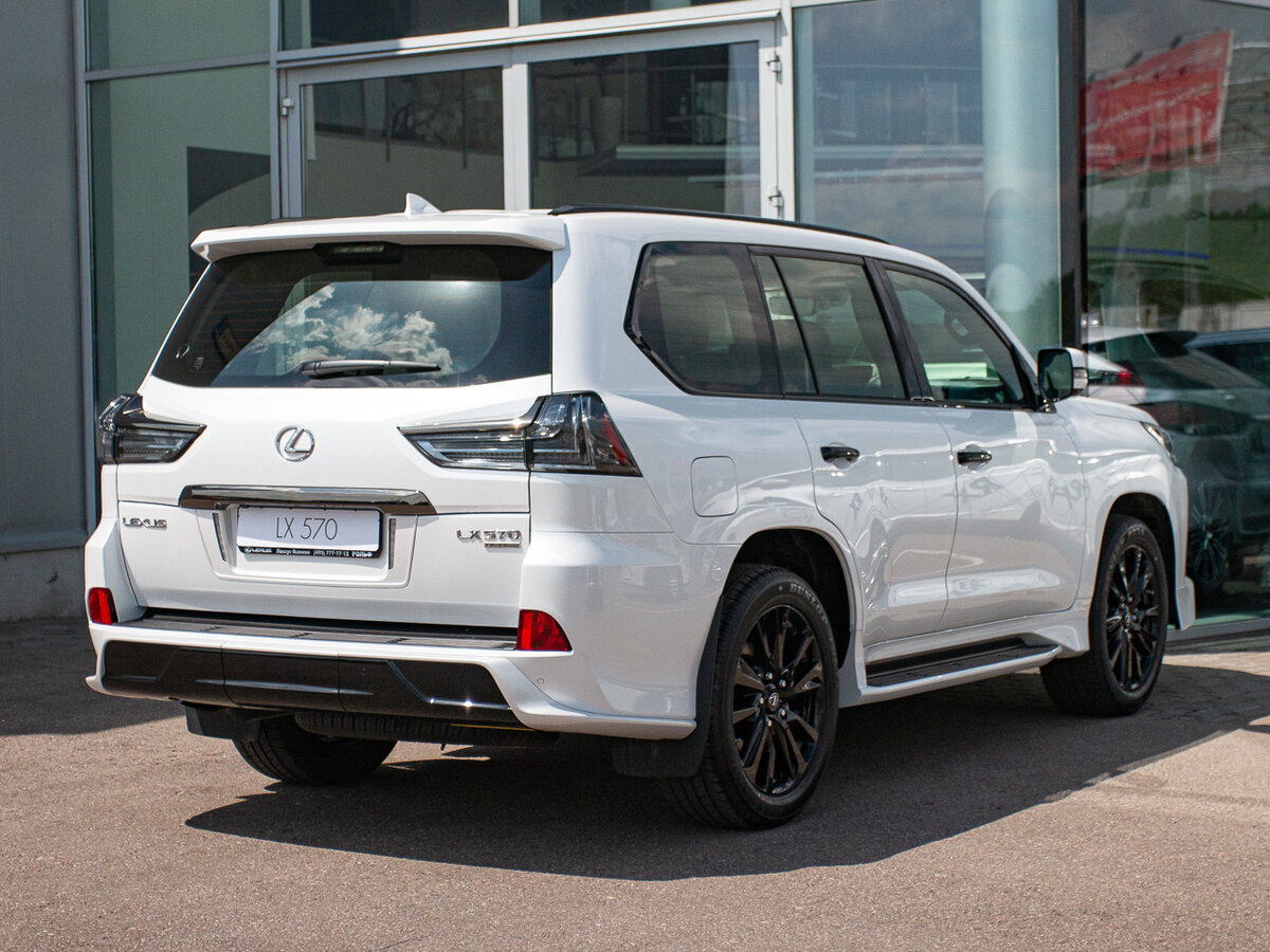 Check price and buy New Lexus LX 570 Restyling 2 For Sale