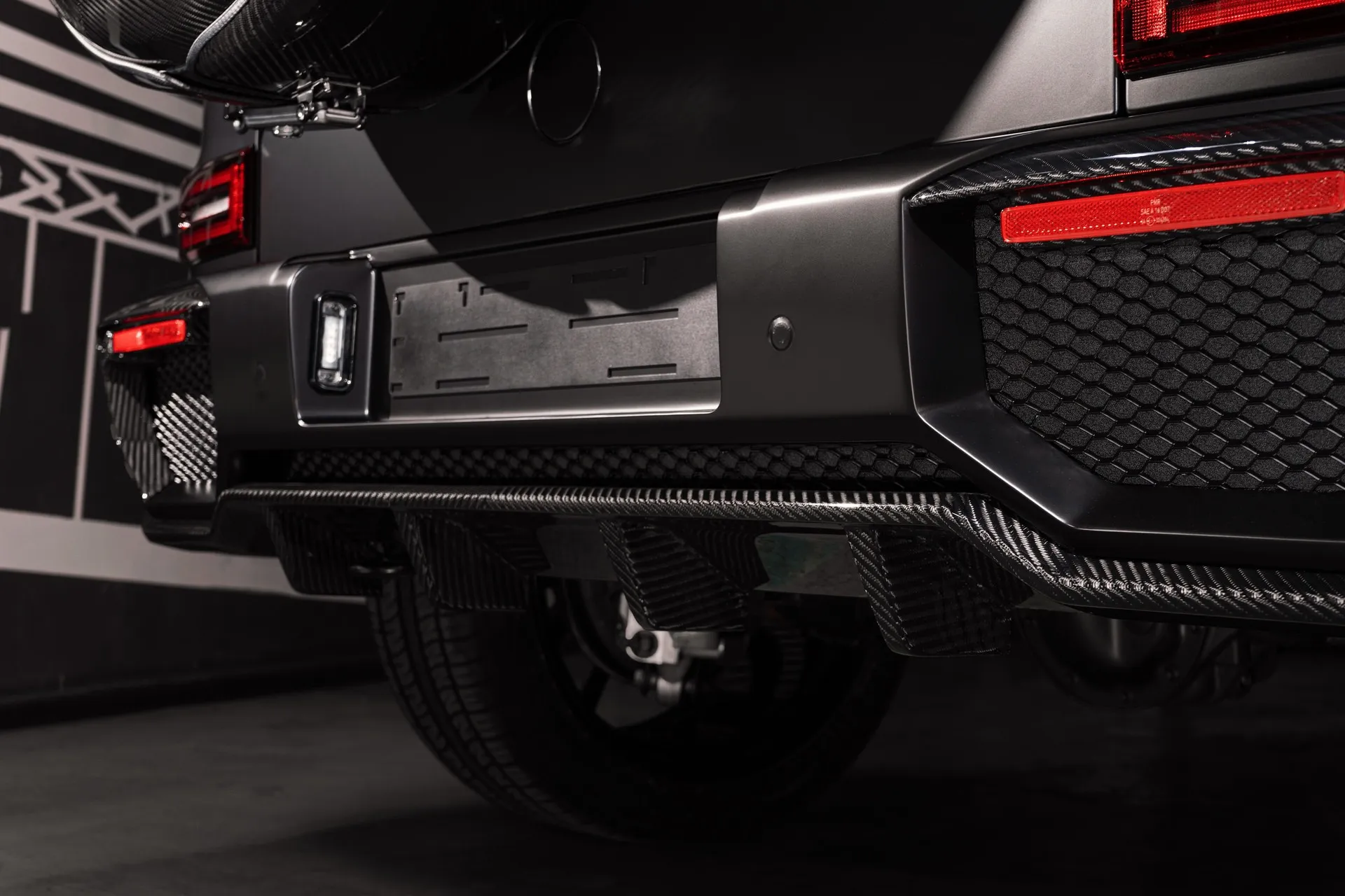 Check our price and buy Topcar Design body kit for Mercedes G-class W463A Inferno