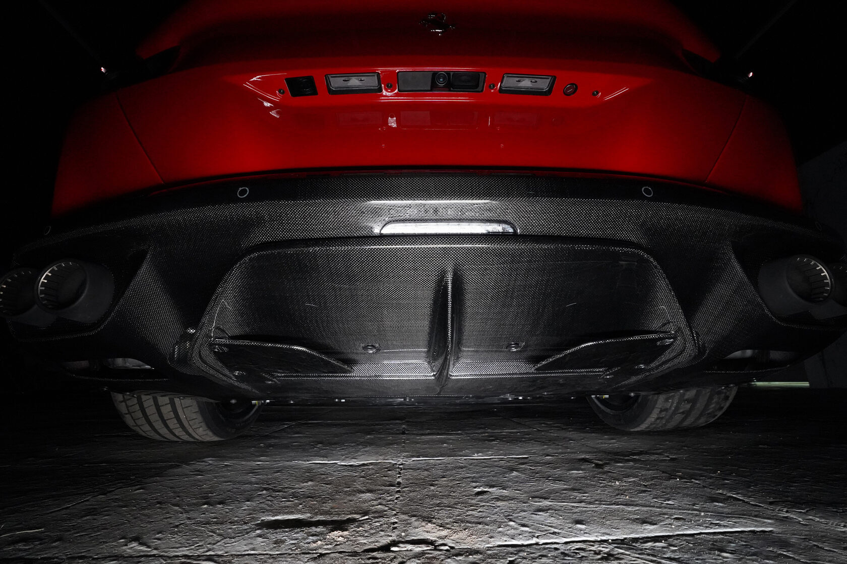 Rear bumper diffuser Carbon for Ferrari Portofino