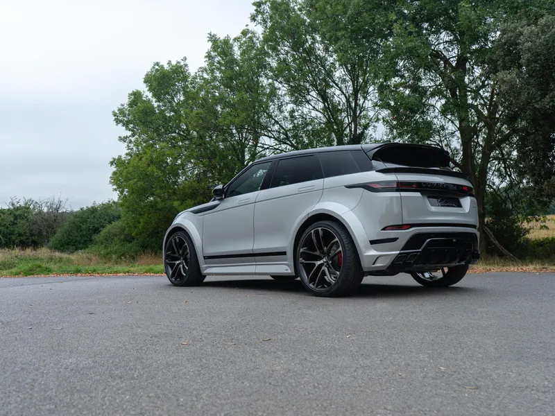 Check our price and buy Lumma CLR RE body kit for Land Rover Range Rover Evoque L551