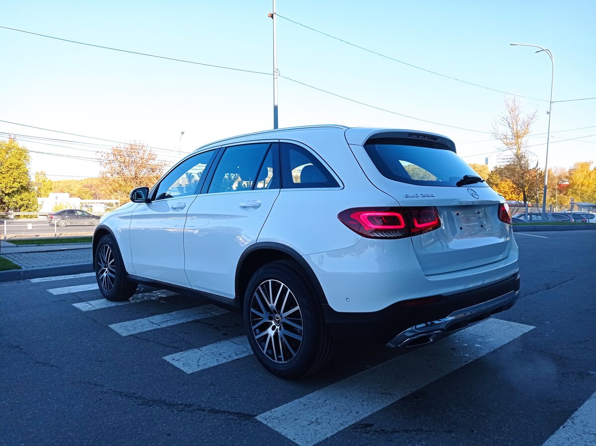 Check price and buy New Mercedes-Benz GLC 200 (X253) Restyling For Sale