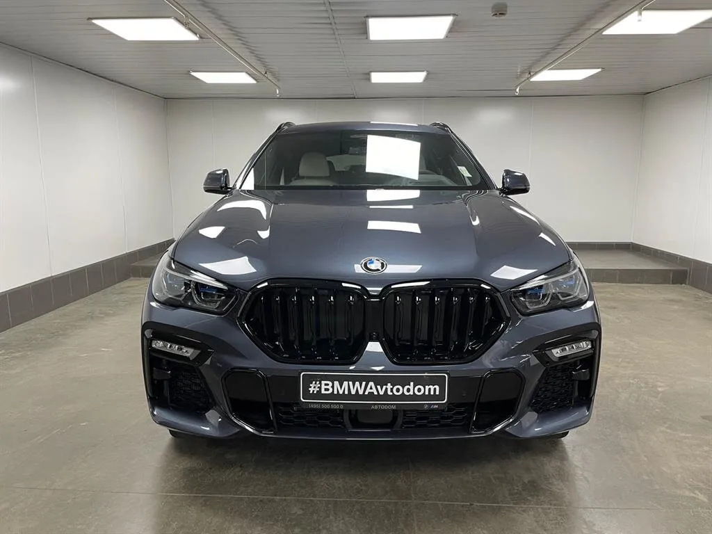 Buy New BMW X6 M50d (G06)