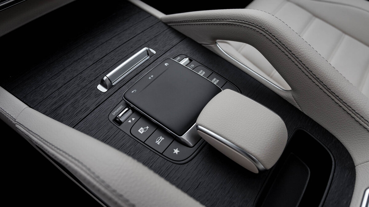 Check price and buy New Mercedes-Benz GLE 300 d (V167) For Sale