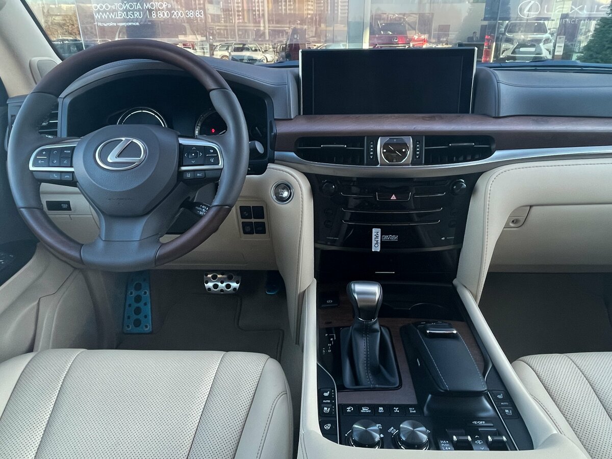 Check price and buy New Lexus LX 570 Restyling 2 For Sale
