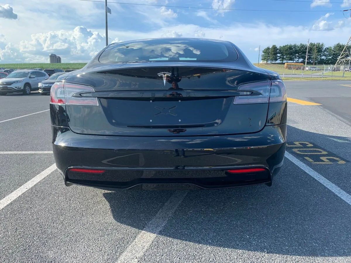 Check price and buy New Tesla Model S Plaid Restyling 2 For Sale