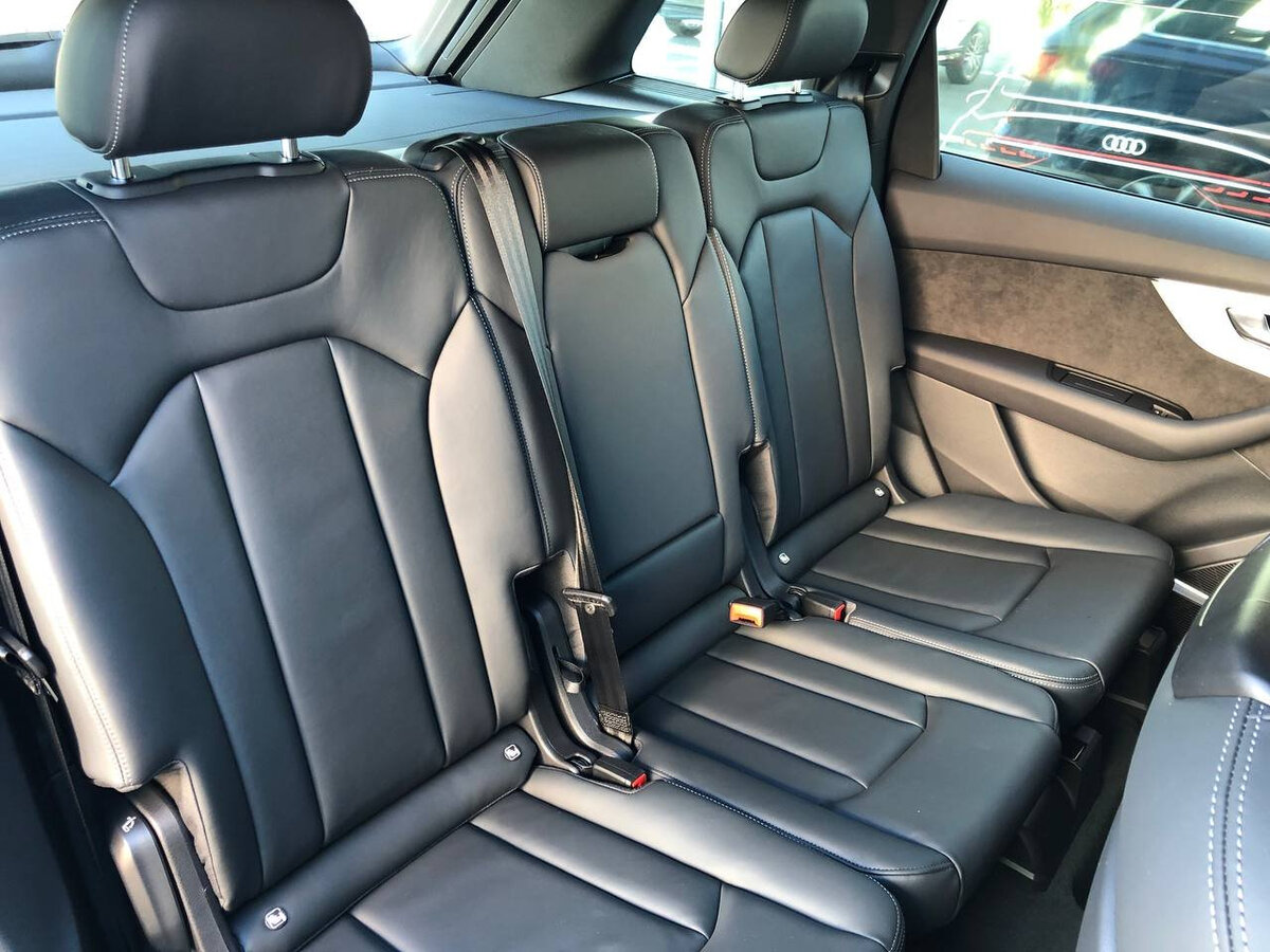 Check price and buy New Audi Q7 45 TDI (4M) Restyling For Sale