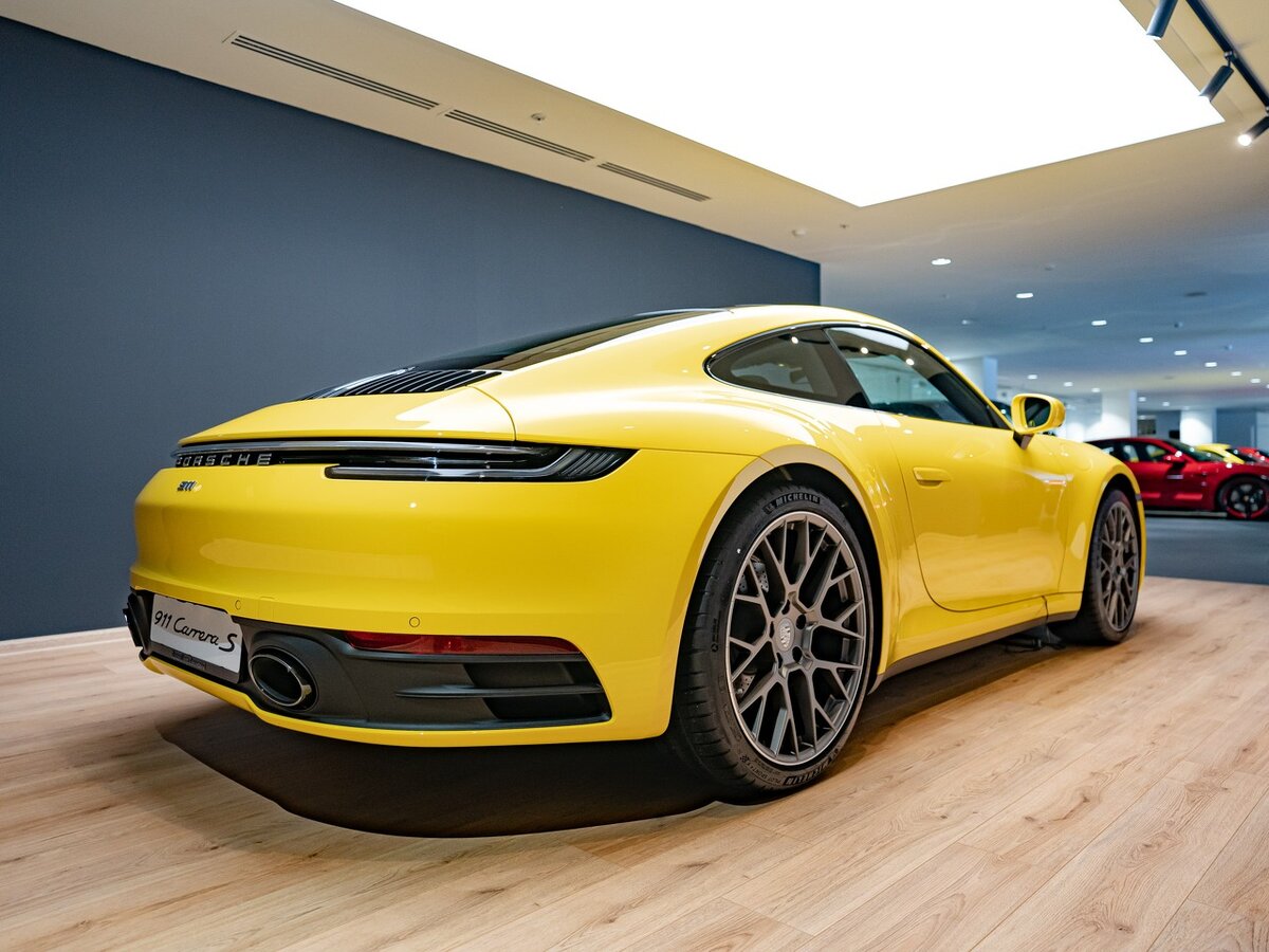 Check price and buy New Porsche 911 Carrera (992) For Sale