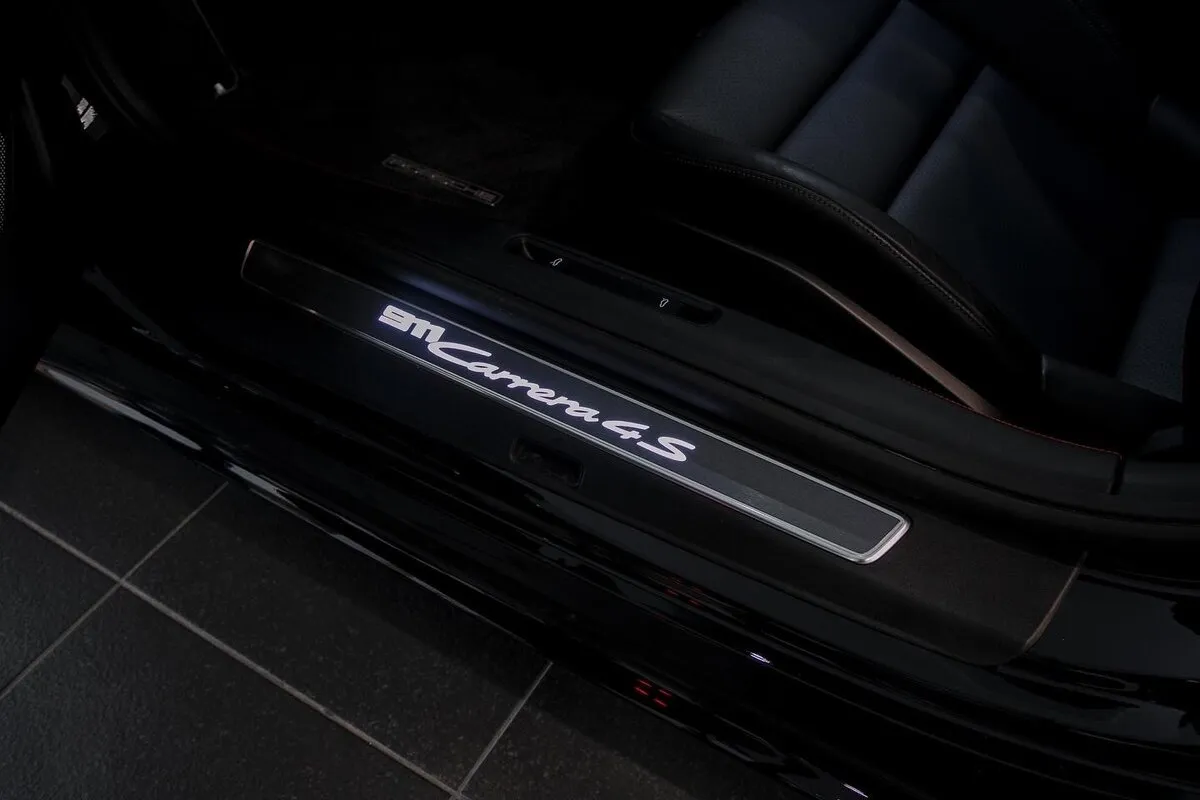 Buy New Porsche 911 Carrera 4S (992)