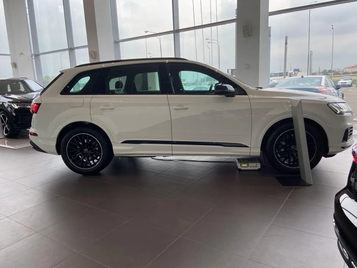 Check price and buy New Audi Q7 45 TDI (4M) Restyling For Sale