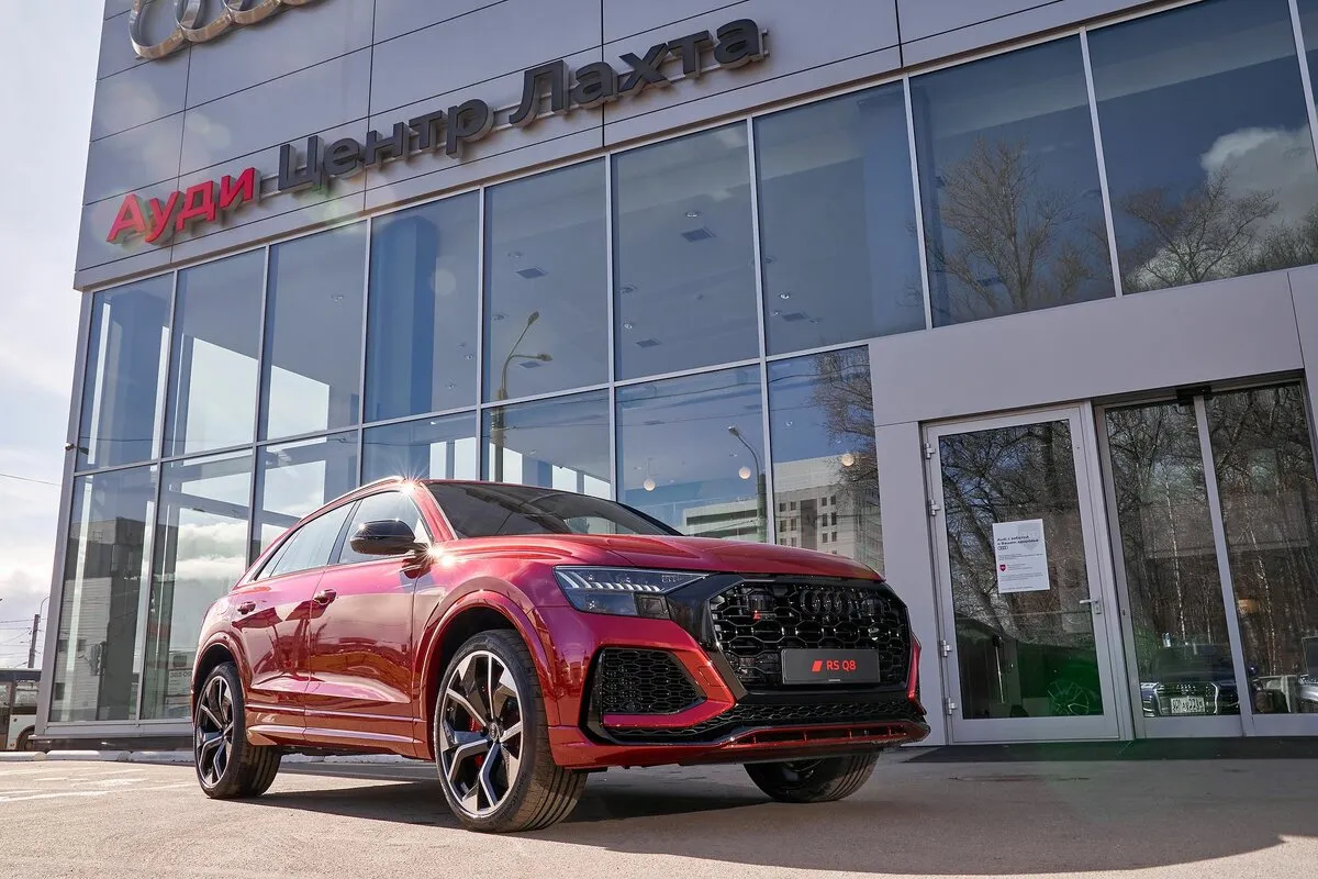 Buy New Audi RS Q8