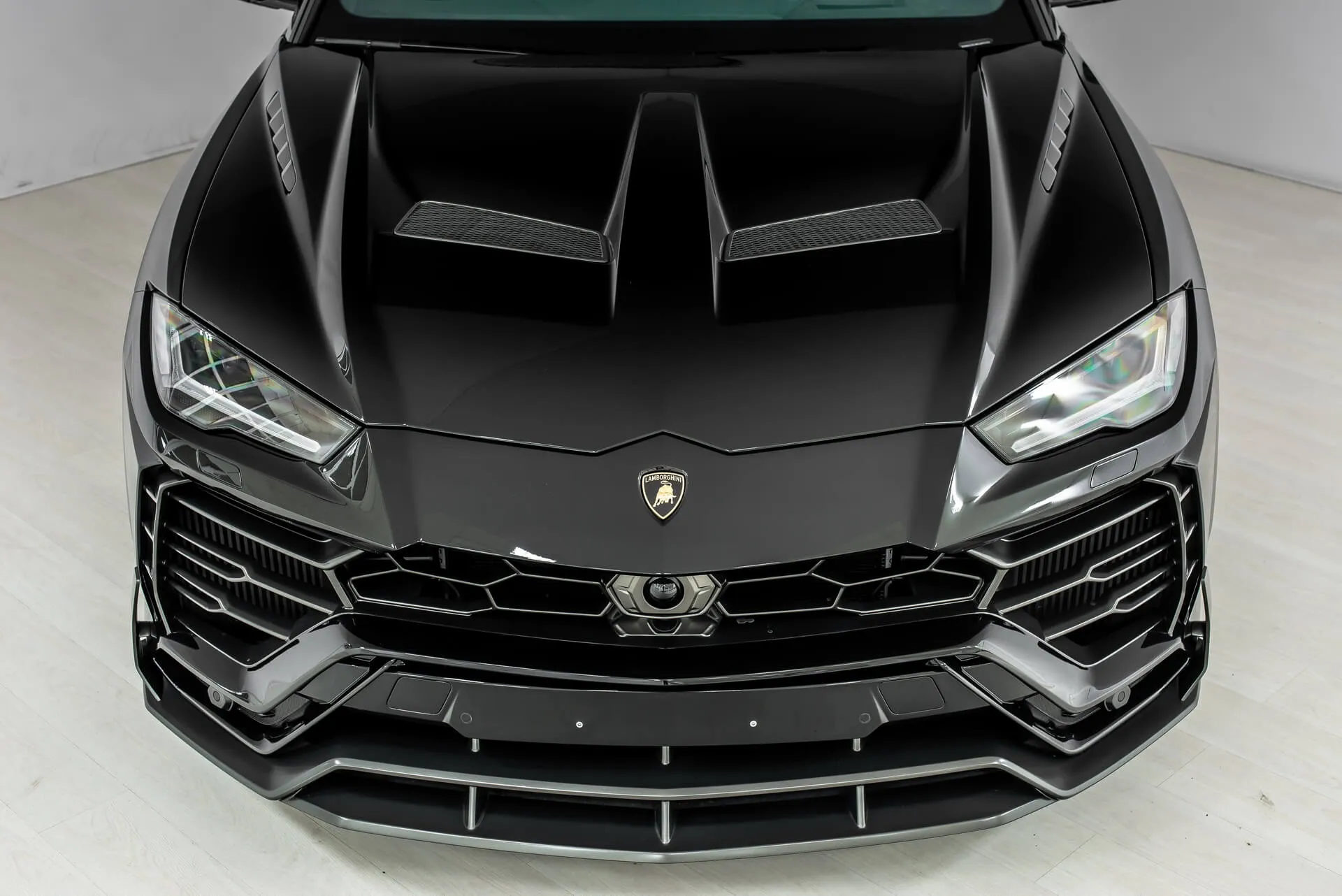 Check our price and buy a SCL Performance body kit for Lamborghini Urus