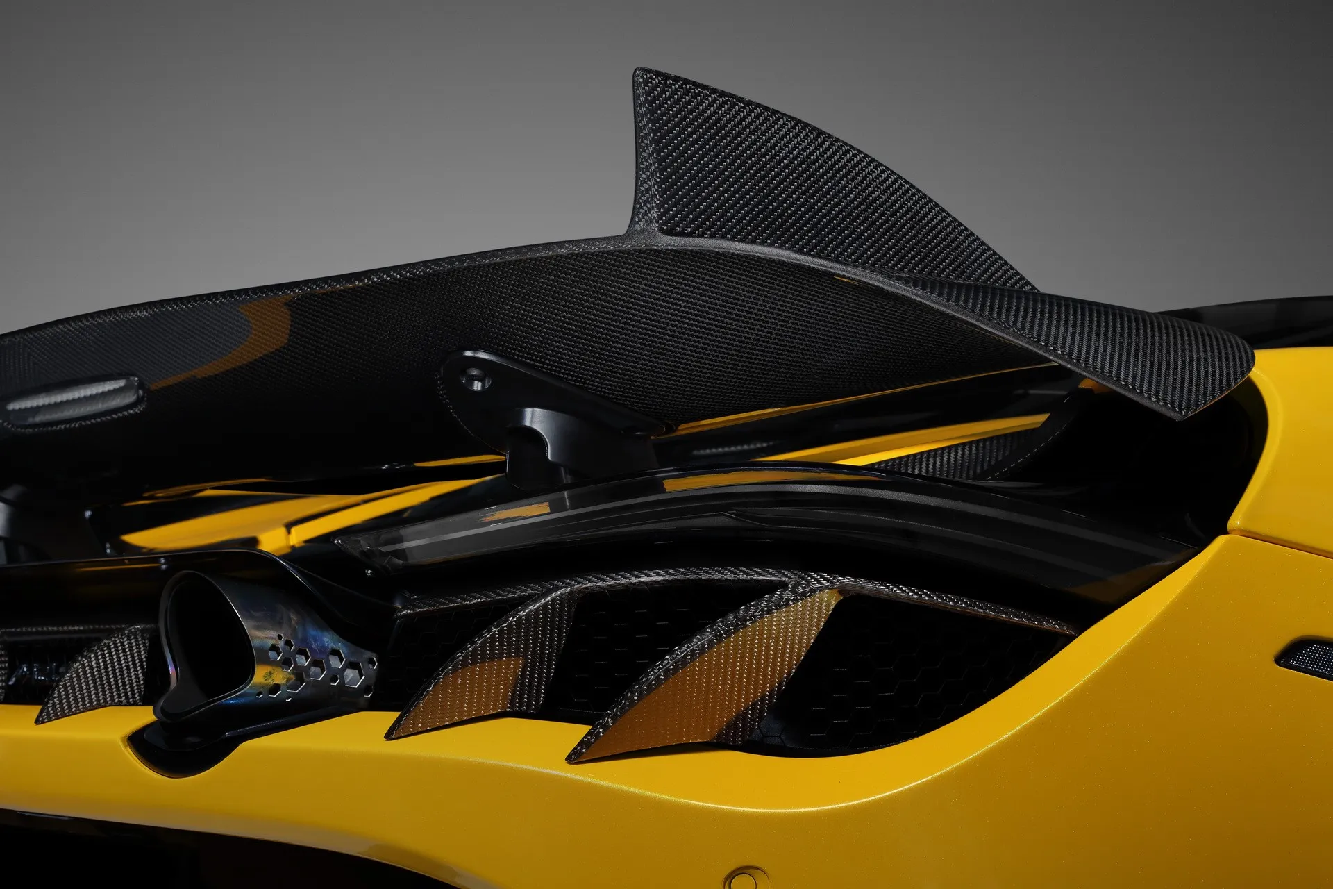 Topcar Design body kit for McLaren 720s