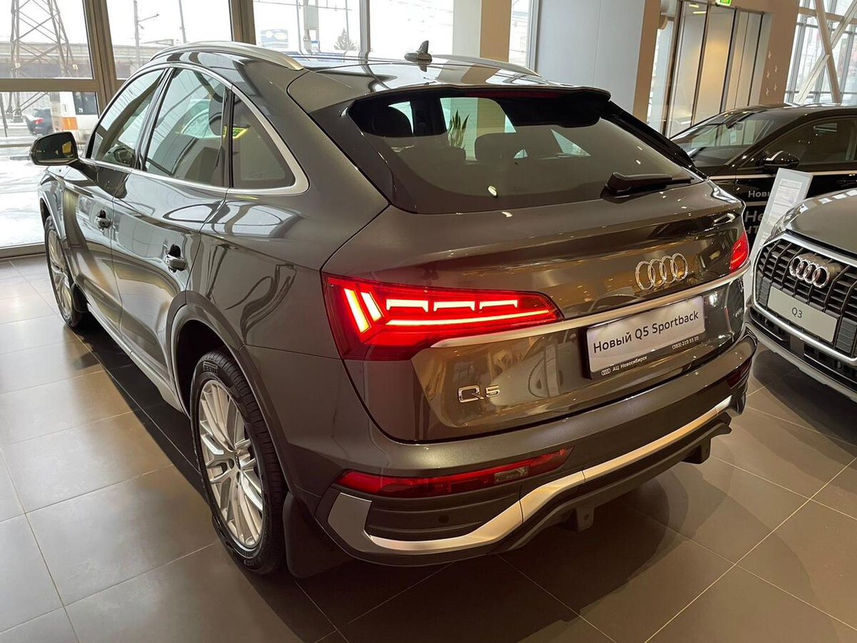 Check price and buy New Audi Q5 Sportback 45 TFSI (FY) For Sale