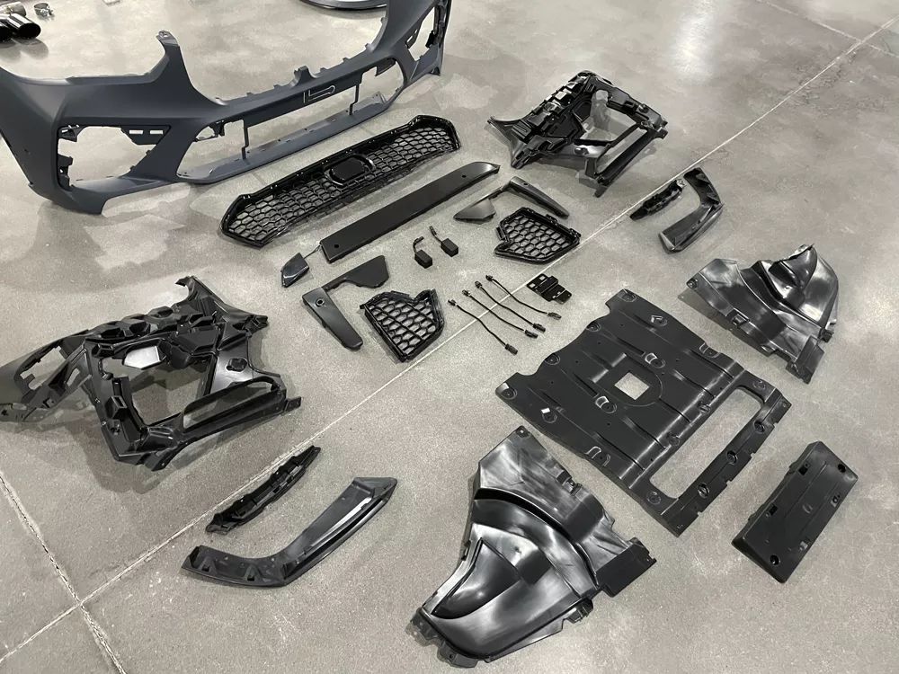 Restyling body kit set from X5 G05 to X5 M F95
