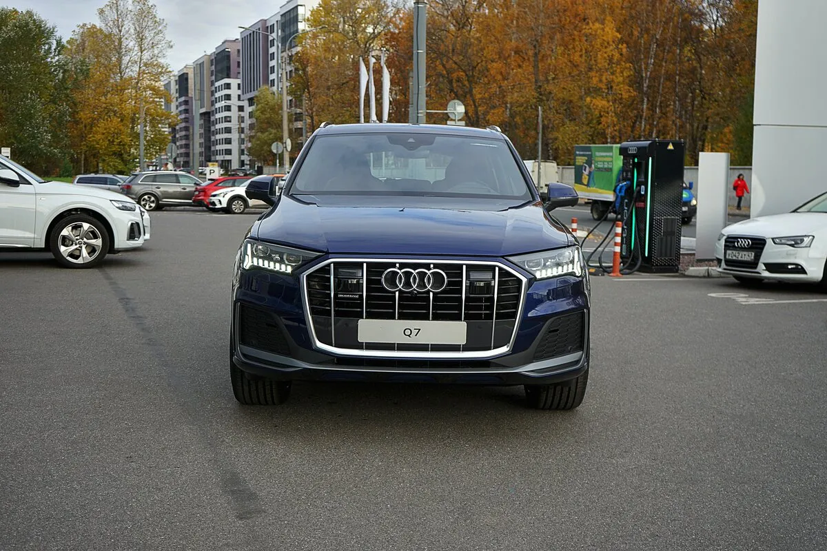 Check price and buy New Audi Q7 45 TDI (4M) Restyling For Sale