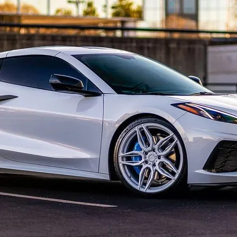 White Chevrolet C8 Corvette on ADV.1 ADV005 FlowSpec Wheels