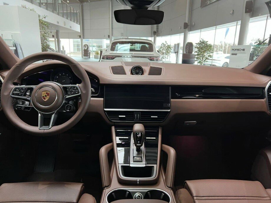 Check price and buy New Porsche Cayenne Coupé For Sale