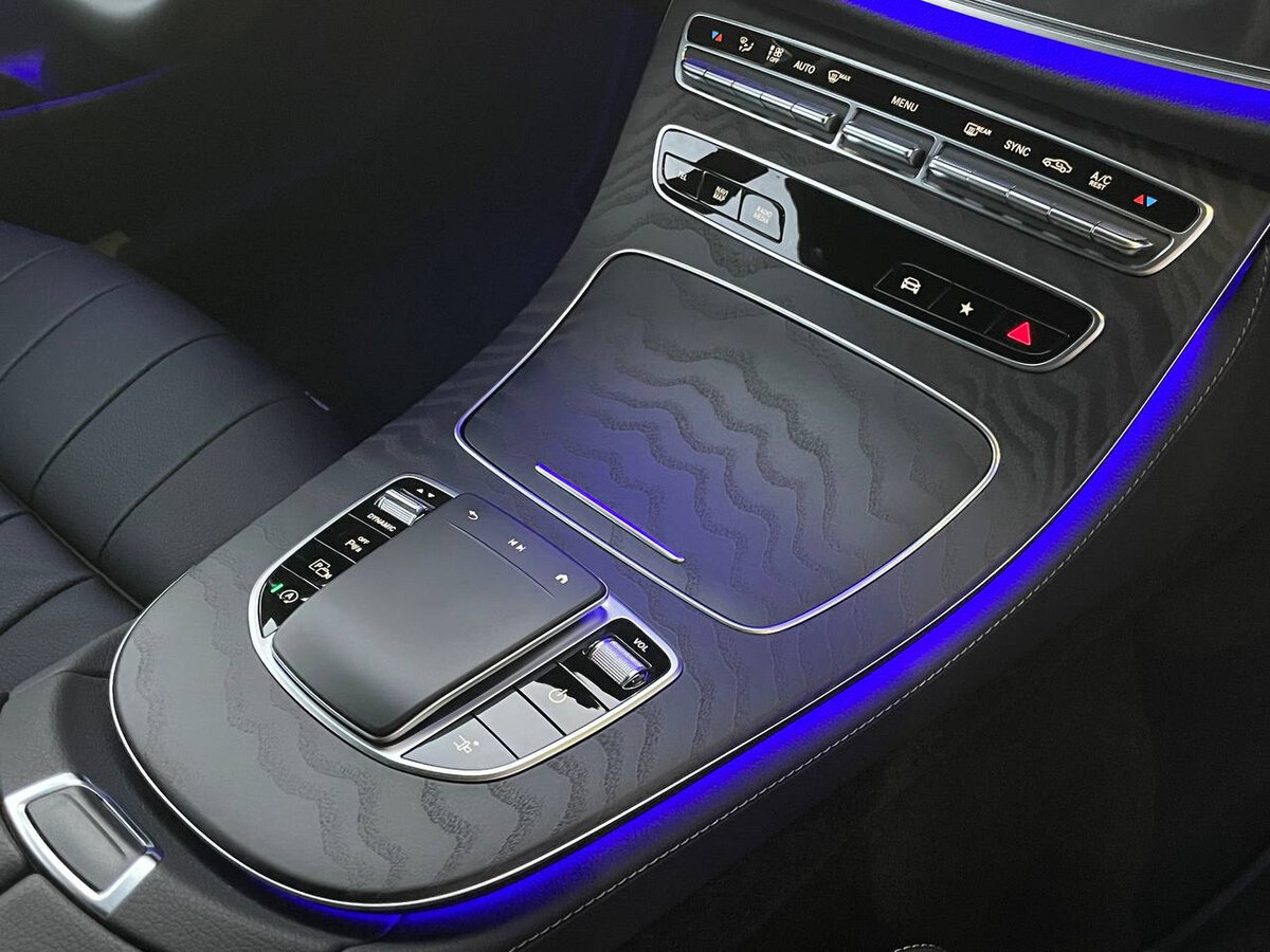 Check price and buy New Mercedes-Benz E-Class 200 (W213, S213, C238) Restyling For Sale