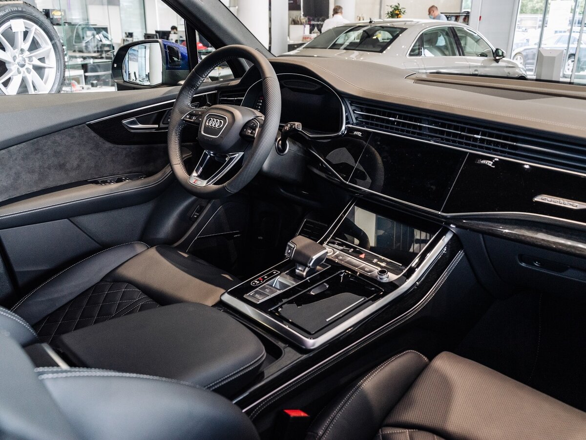 Check price and buy New Audi Q7 45 TDI (4M) Restyling For Sale