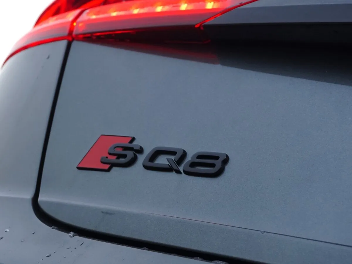 Buy New Audi SQ8 (4M)
