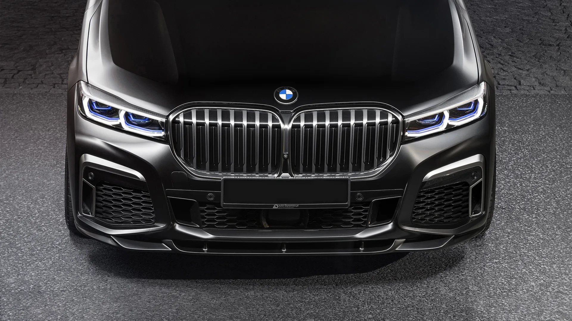 Check price and buy Ronin Design body kit for BMW 7 series G11/G12 Paradigm