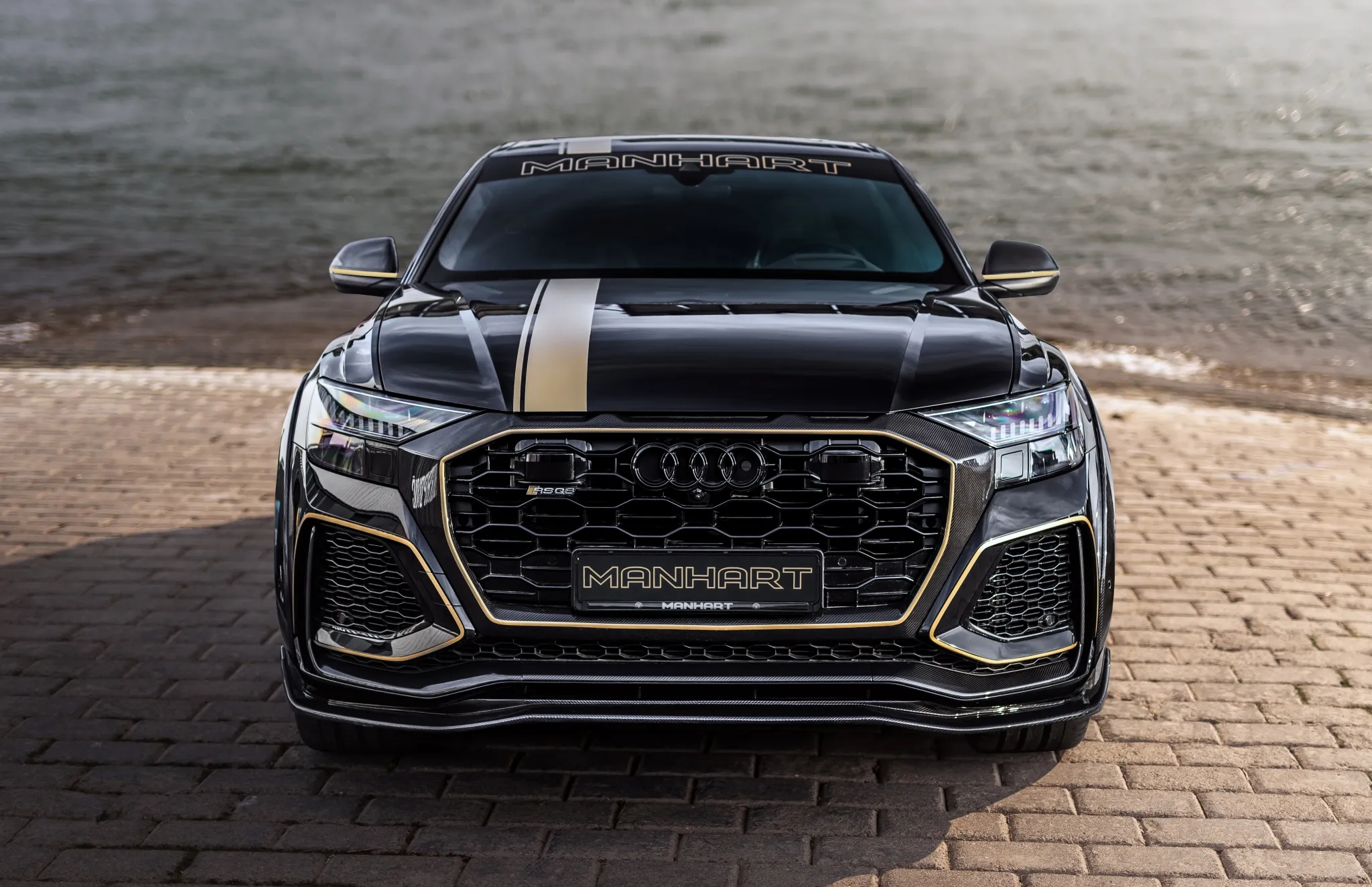 Check our price and buy Manhart body kit for Audi RS Q8