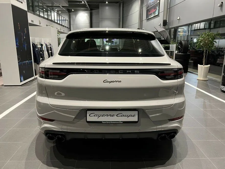 Check price and buy New Porsche Cayenne Coupé For Sale