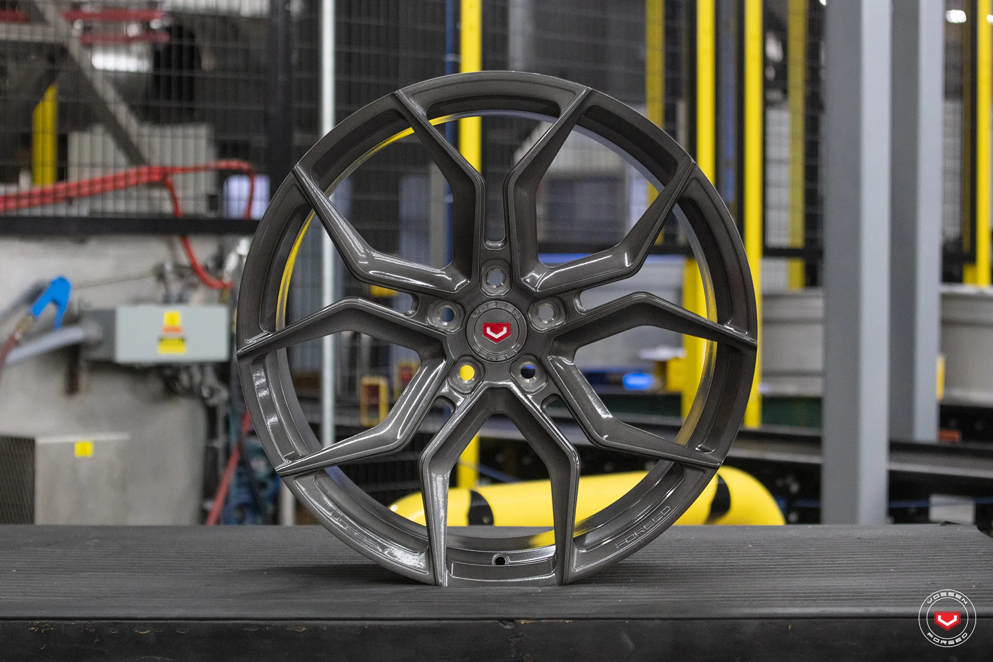 Vossen EVO 3 forged wheel — concave face detail