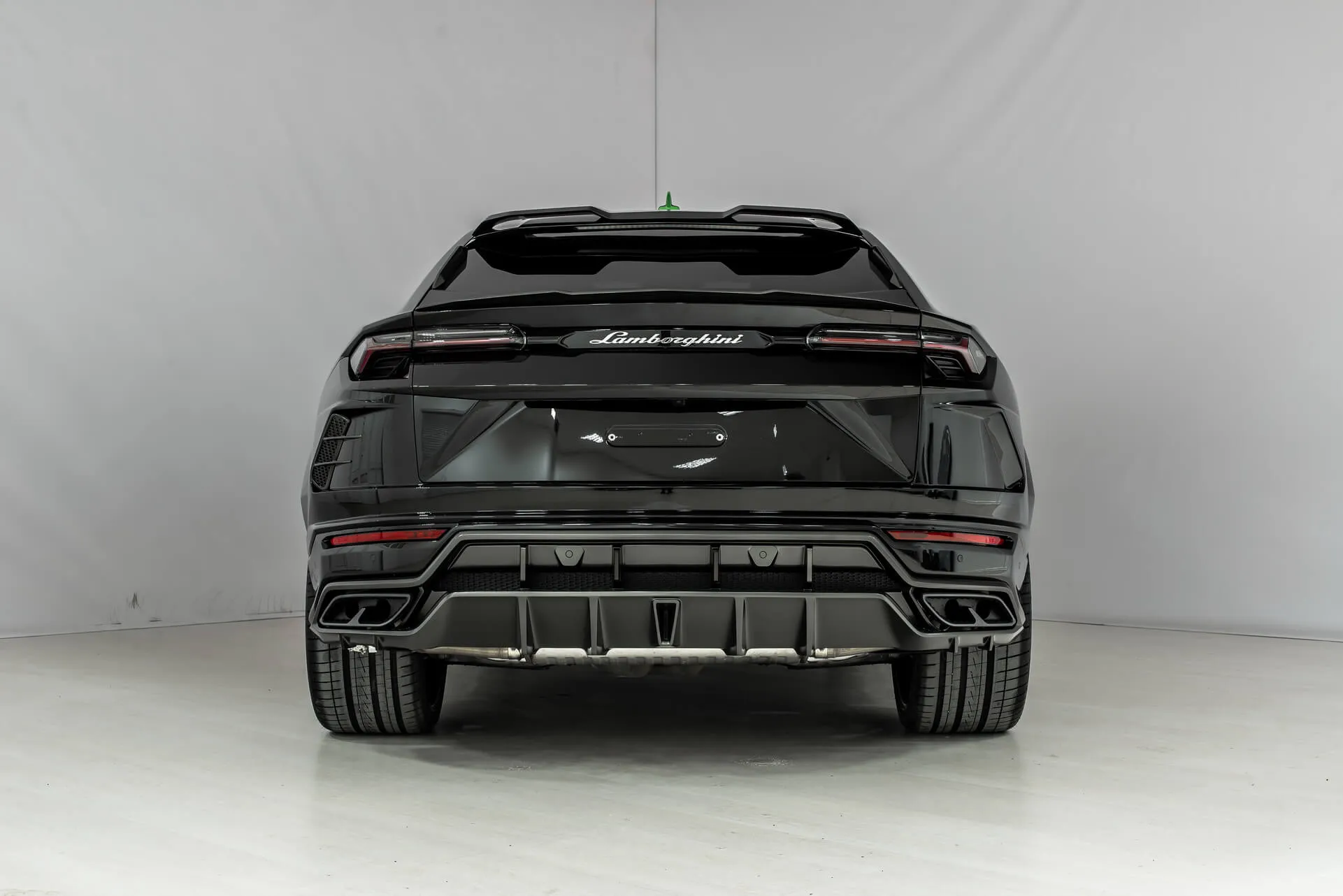 Check our price and buy a SCL Performance body kit for Lamborghini Urus