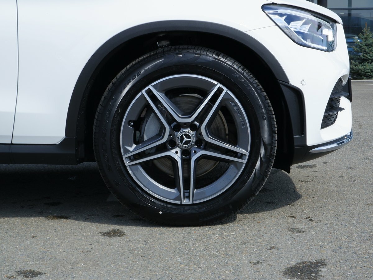 Check price and buy New Mercedes-Benz GLC 300 d (X253) Restyling For Sale