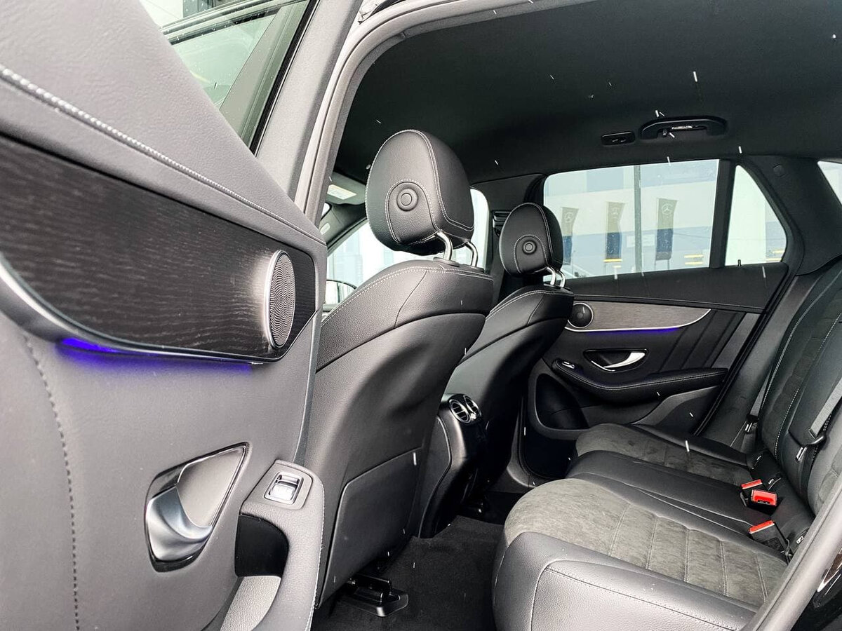 Check price and buy New Mercedes-Benz GLC 300 (X253) Restyling For Sale