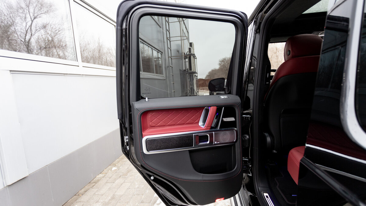 Check price and buy New Mercedes-Benz G-Class 350 d (W463) For Sale