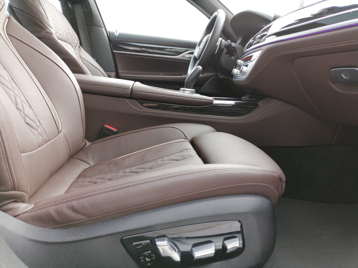 Check price and buy New BMW 7 series 730d xDrive (G11/G12) Restyling For Sale