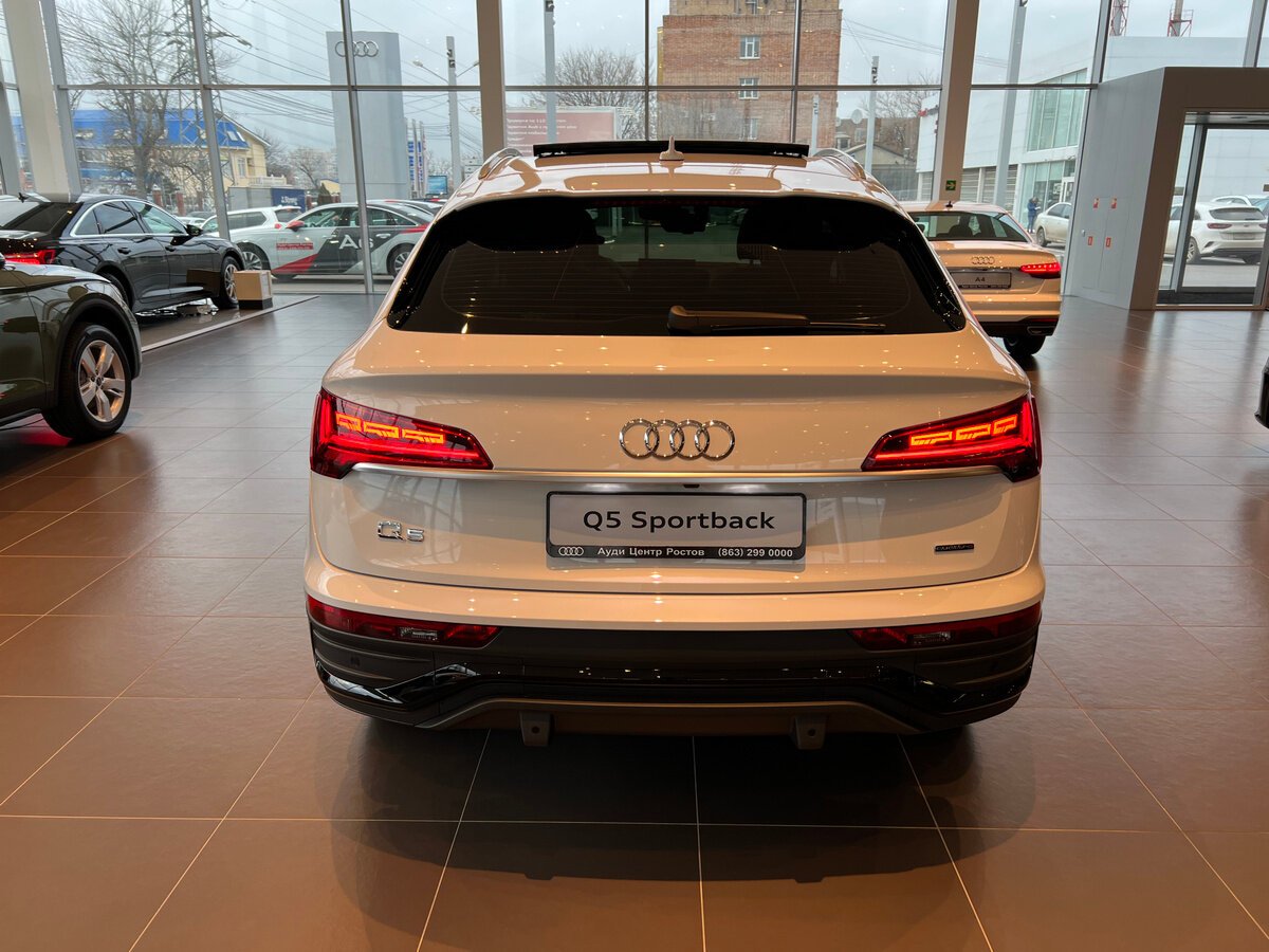 Check price and buy New Audi Q5 Sportback 45 TFSI (FY) For Sale