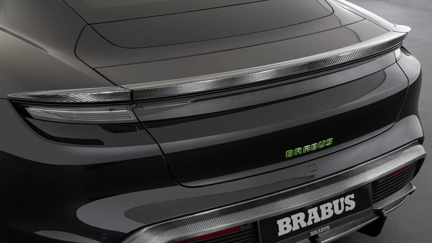 Brabus Carbon Fiber Body kit set for Porsche Taycan