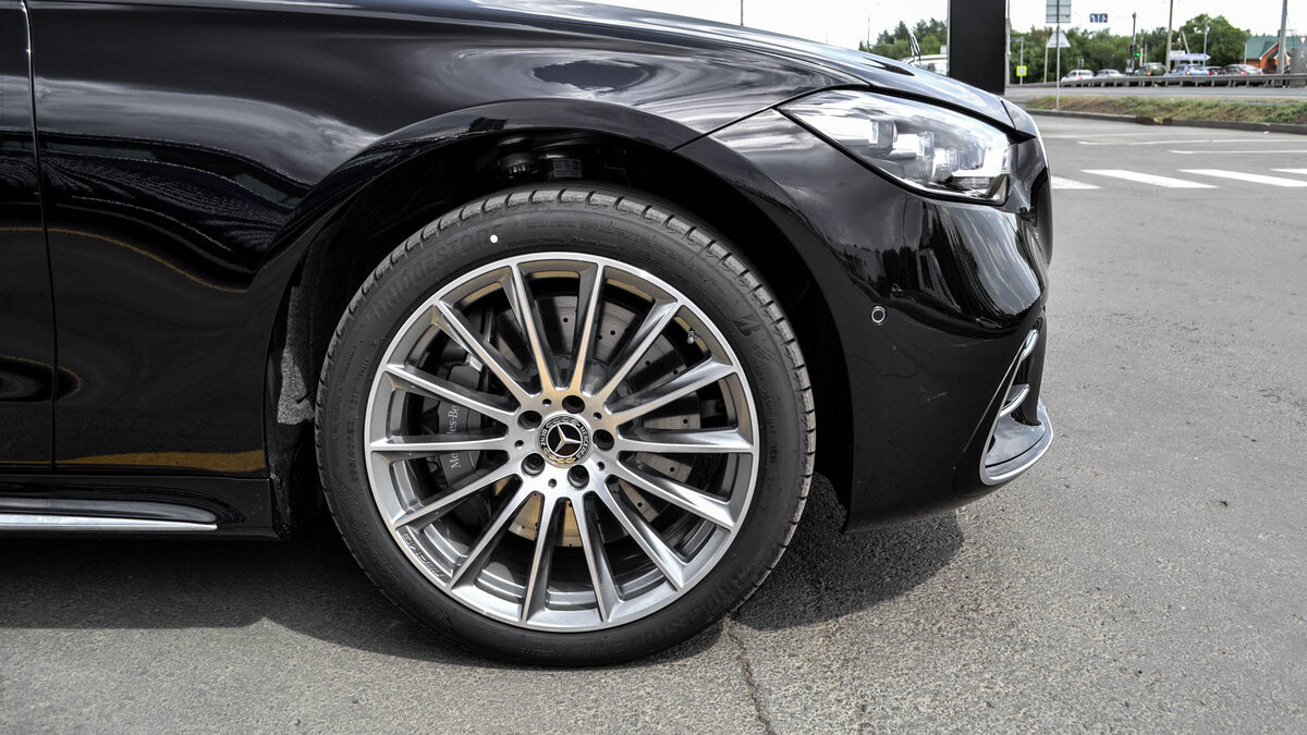 Check price and buy New Mercedes-Benz S-Class 350 d Long 4MATIC (W223) For Sale