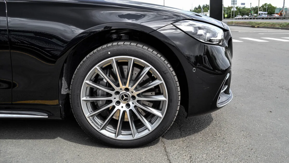 Check price and buy New Mercedes-Benz S-Class 350 d Long 4MATIC (W223) For Sale
