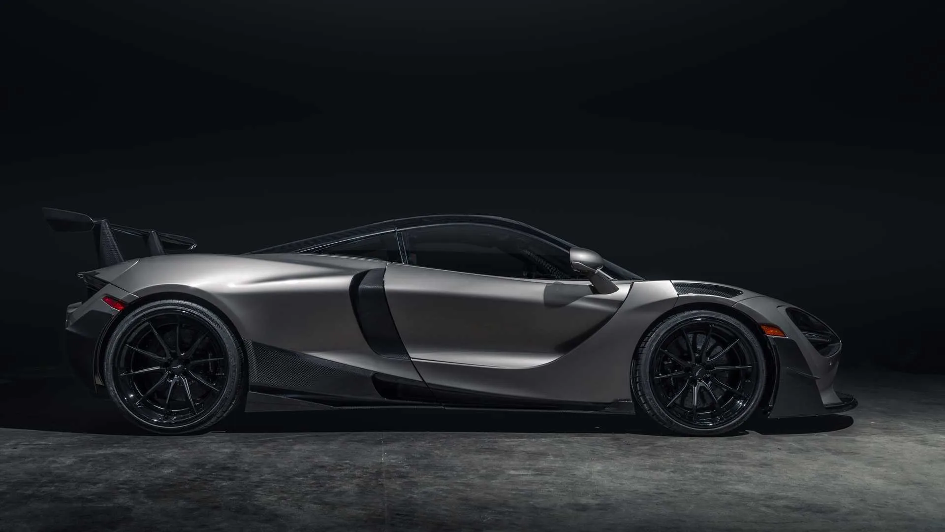 McLaren 720S Custom Body Kit by SWAE