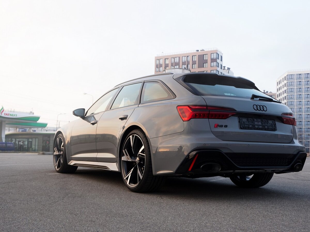 Buy New Audi RS 6 (C8)