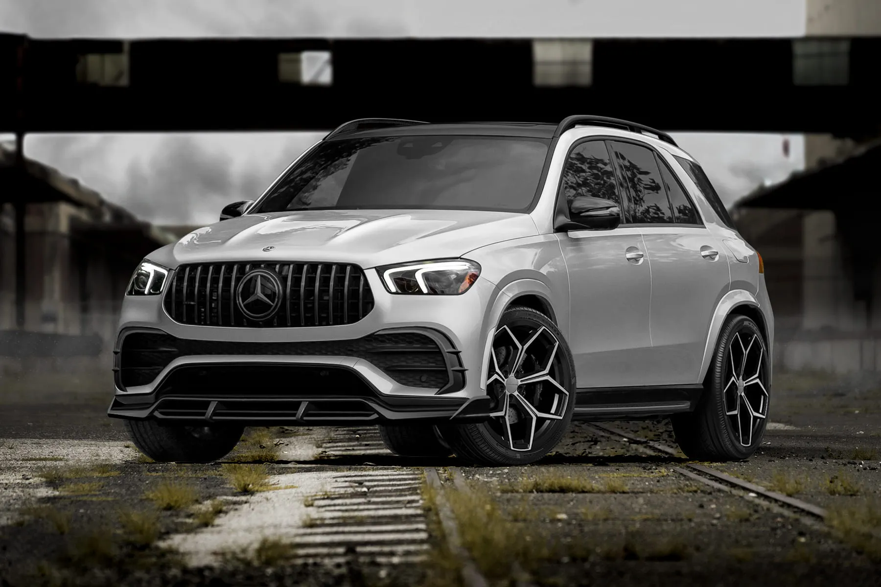 Check price and buy Renegade Design body kit for  Mercedes-Benz GLE V167