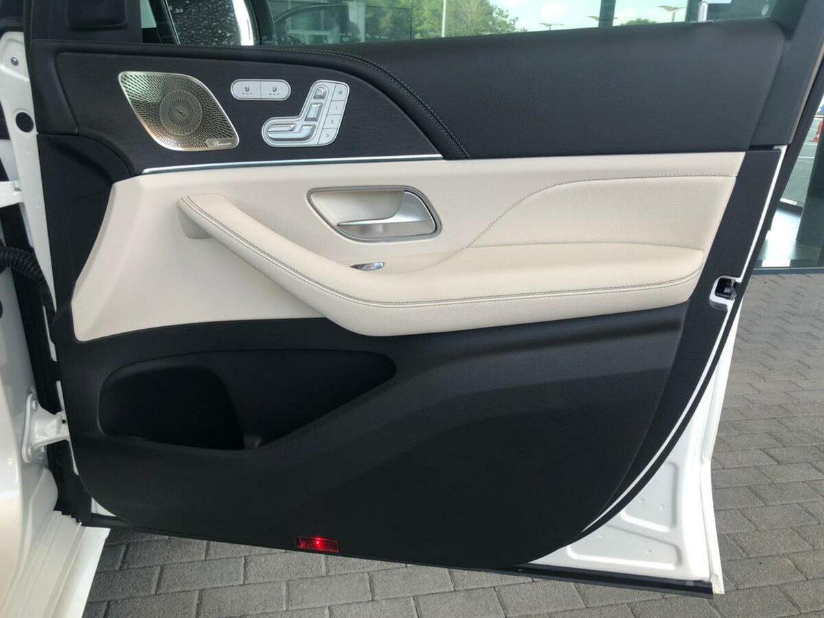 Check price and buy New Mercedes-Benz GLS 450 (X167) For Sale